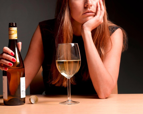 Анонимное лечение женского алкоголизма в Абакане